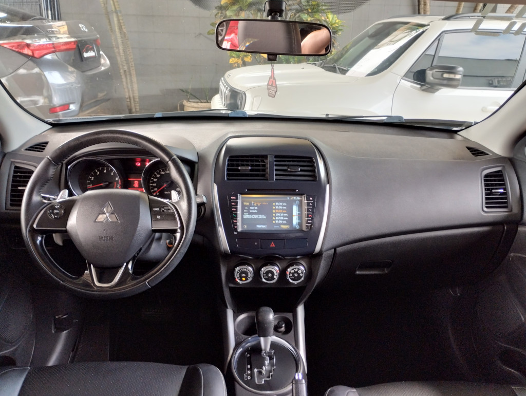 Imagem do veículo ASX 2018 IMPECÁVEL CARRO SEM DETALHES A PRONTA ENTREGA!!!