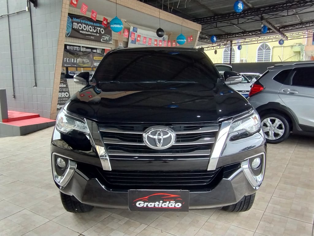 Imagem do veículo HILUX SW4 SRV 7 LUGARES 2018 IMPECÁVEL A PRONTA ENTREGA!!!