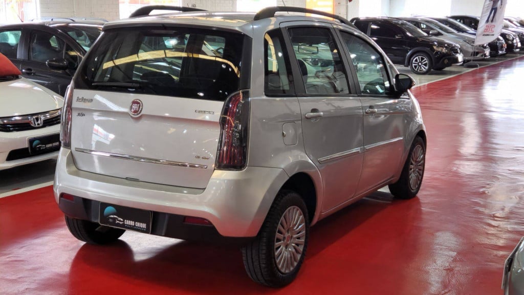 Imagem do veículo Fiat Idea Essence 1.6 16v 4p 2015