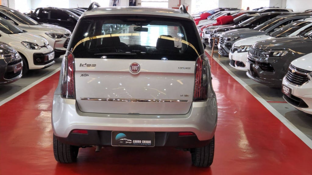 Imagem do veículo Fiat Idea Essence 1.6 16v 4p 2015