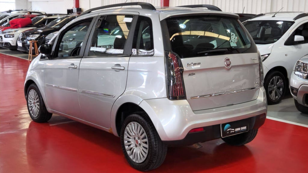 Imagem do veículo Fiat Idea Essence 1.6 16v 4p 2015