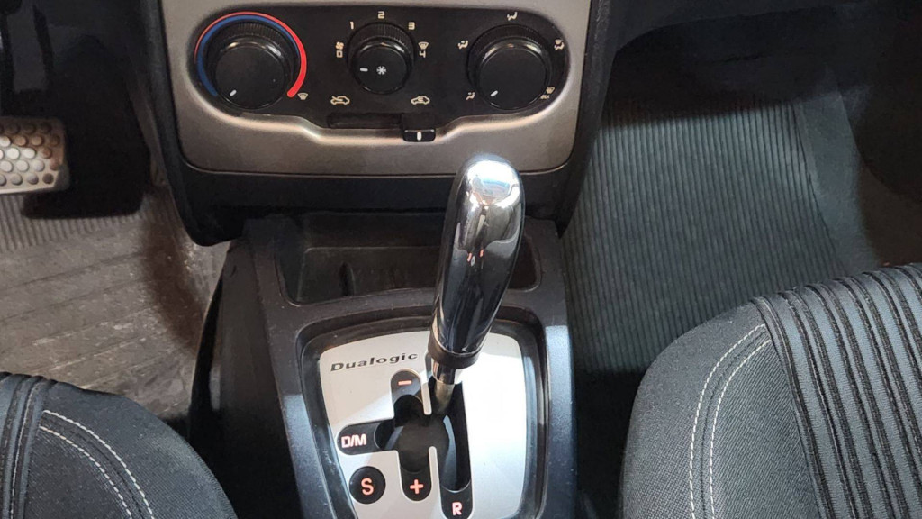 Imagem do veículo Fiat Idea Essence 1.6 16v 4p 2015