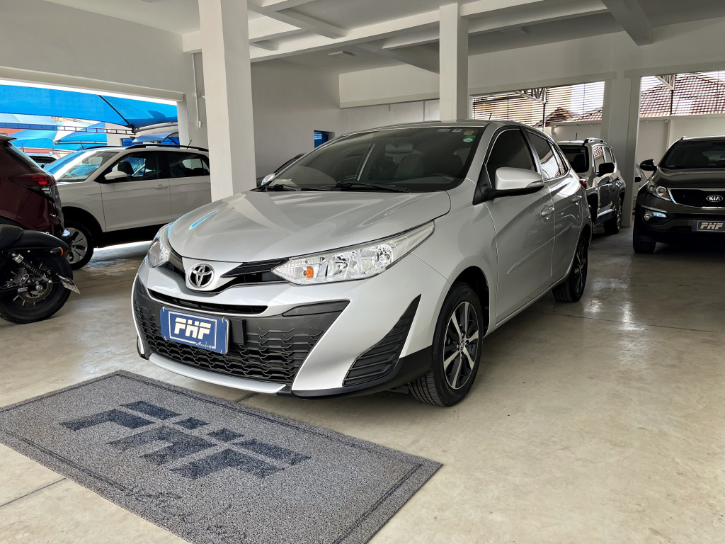 YARIS 1.3 XL LIVE MULTIDRIVE