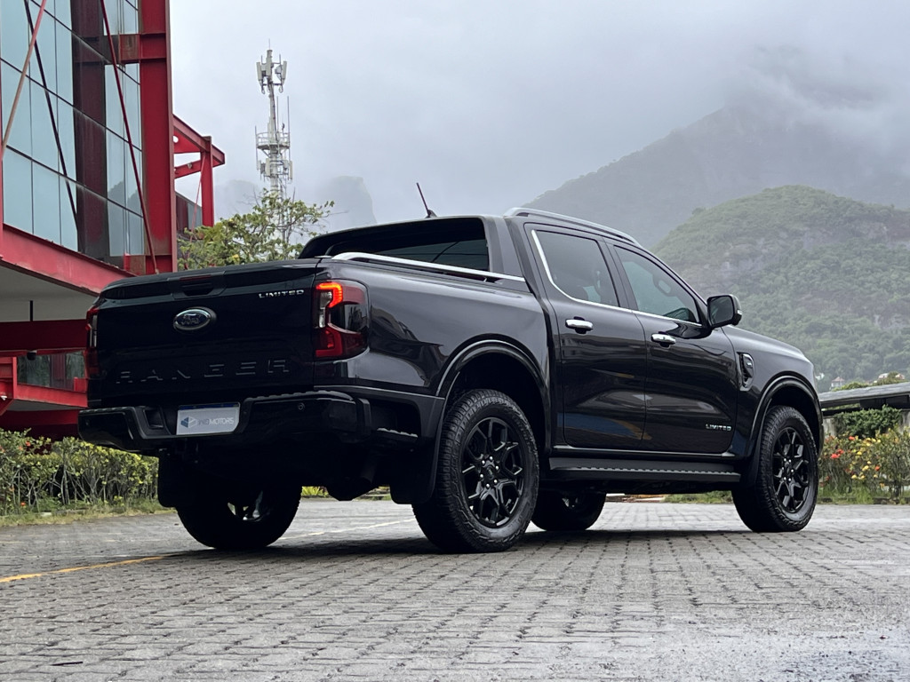 Imagem do veículo FORD RANGER 3.0 LIMITED+ V6 4X4 CD TB DIESEL AUTOMÁTICO