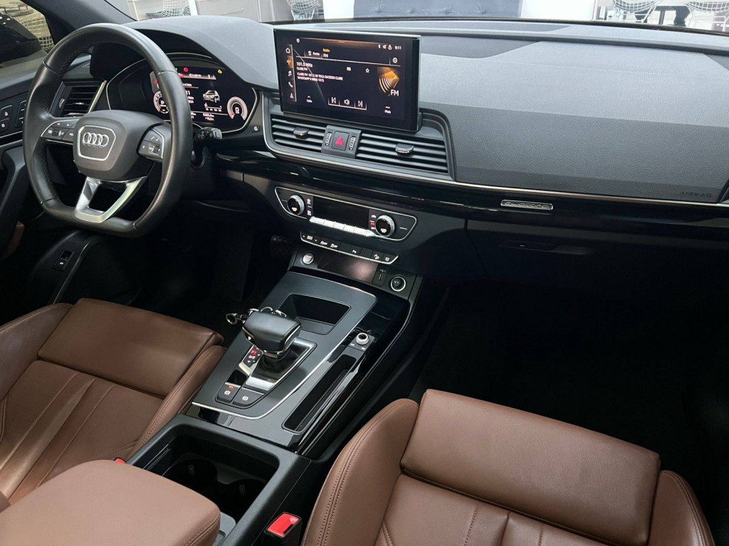 Imagem do veículo AUDI Q5 SPORTBACK S-LINE BLACK 2.0 TFSI QUAT. S-TRONIC 2022