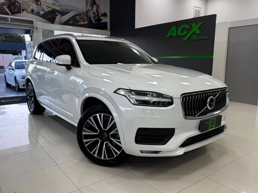 VOLVO XC 90 T6 MOMENTUM 2020 VOLVO XC 90 T6 MOMENTUM 2020