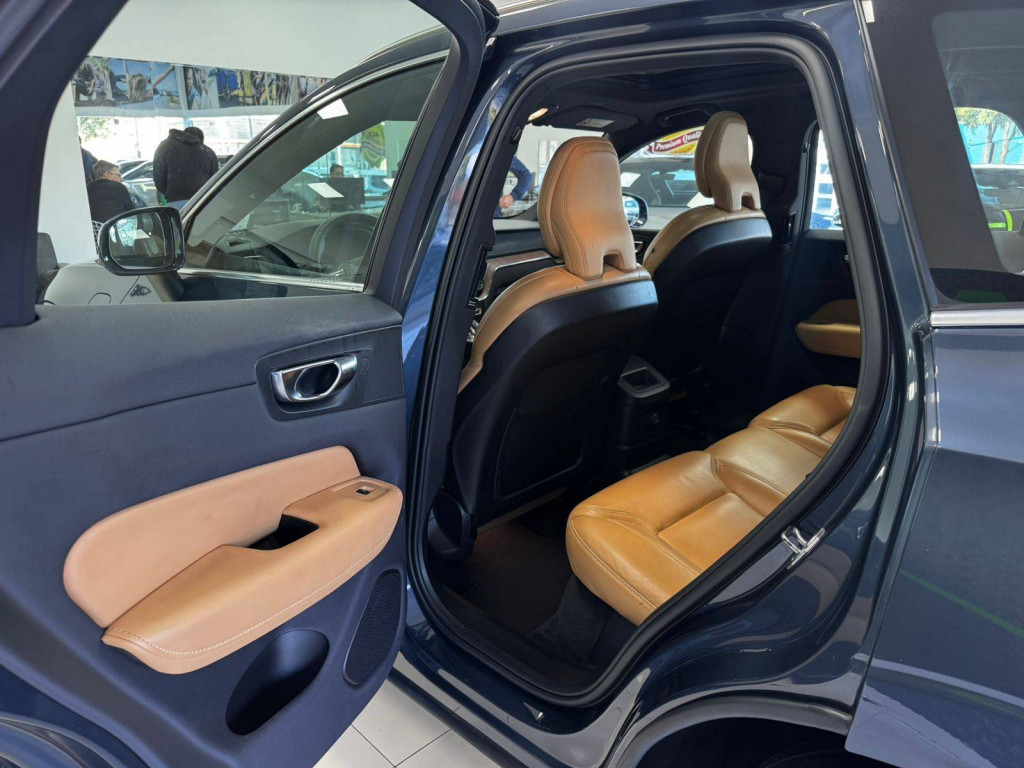 Imagem do veículo VOLVO XC60 2.0 T8 RECHARGE INSCRIPTION EXPRESSION AWD GEARTRONIC 2022