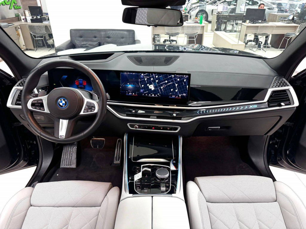 Imagem do veículo BMW X5 XDRIVE 50E 3.0 M SPORT AUT. (HIBRIDO) 2025