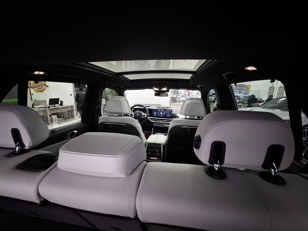 Imagem do veículo BMW X5 XDRIVE 50E 3.0 M SPORT AUT. (HIBRIDO) 2025