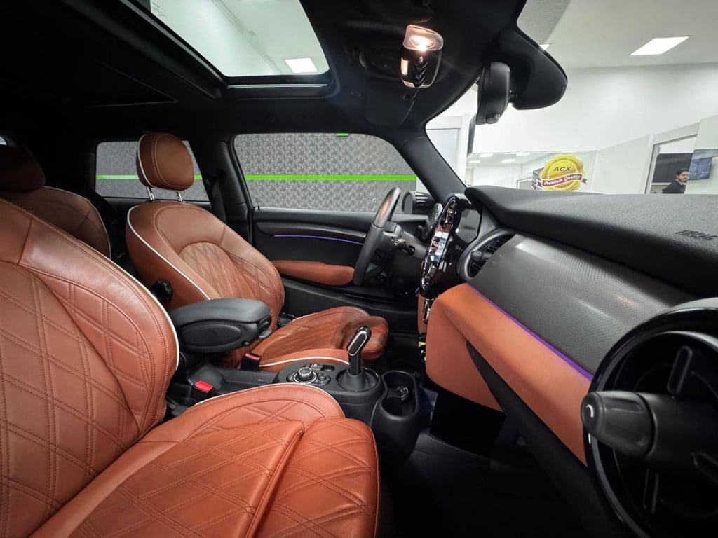 Imagem do veículo MINI COOPER SE Top 3p (Elétrico) 2023