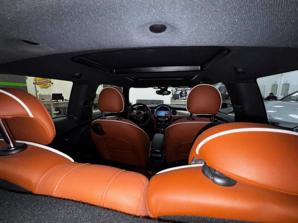 Imagem do veículo MINI COOPER SE Top 3p (Elétrico) 2023