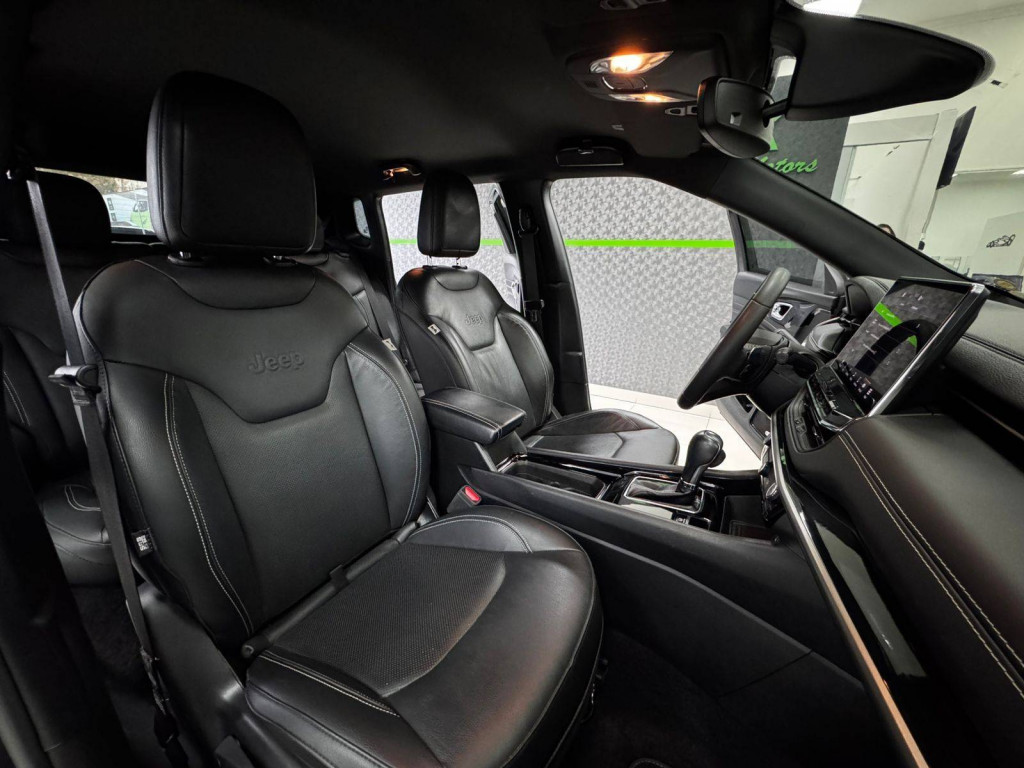 Imagem do veículo JEEP COMPASS LONG. T270 1.3 TB 4X2 FLEX AUT. 2022