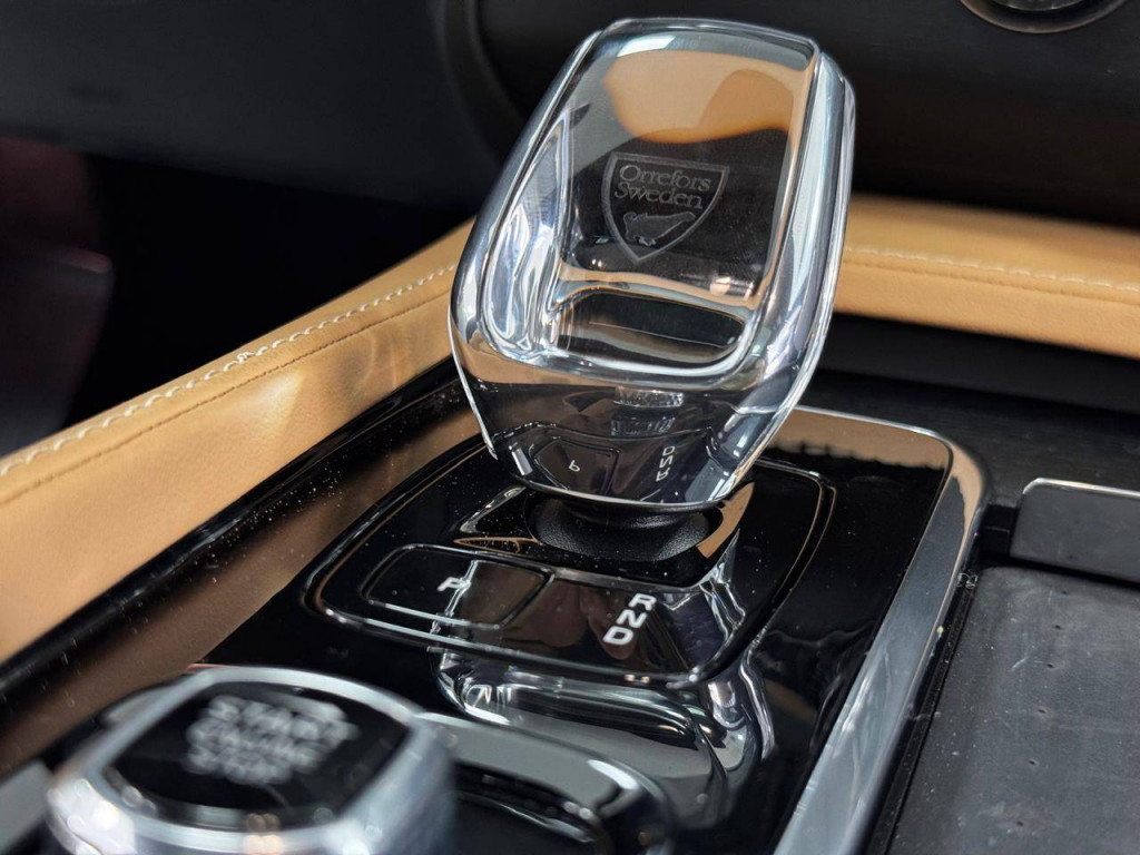 Imagem do veículo VOLVO XC90 T8 RECHARGE ULTIMATE AWD GEARTRONIC 2024
