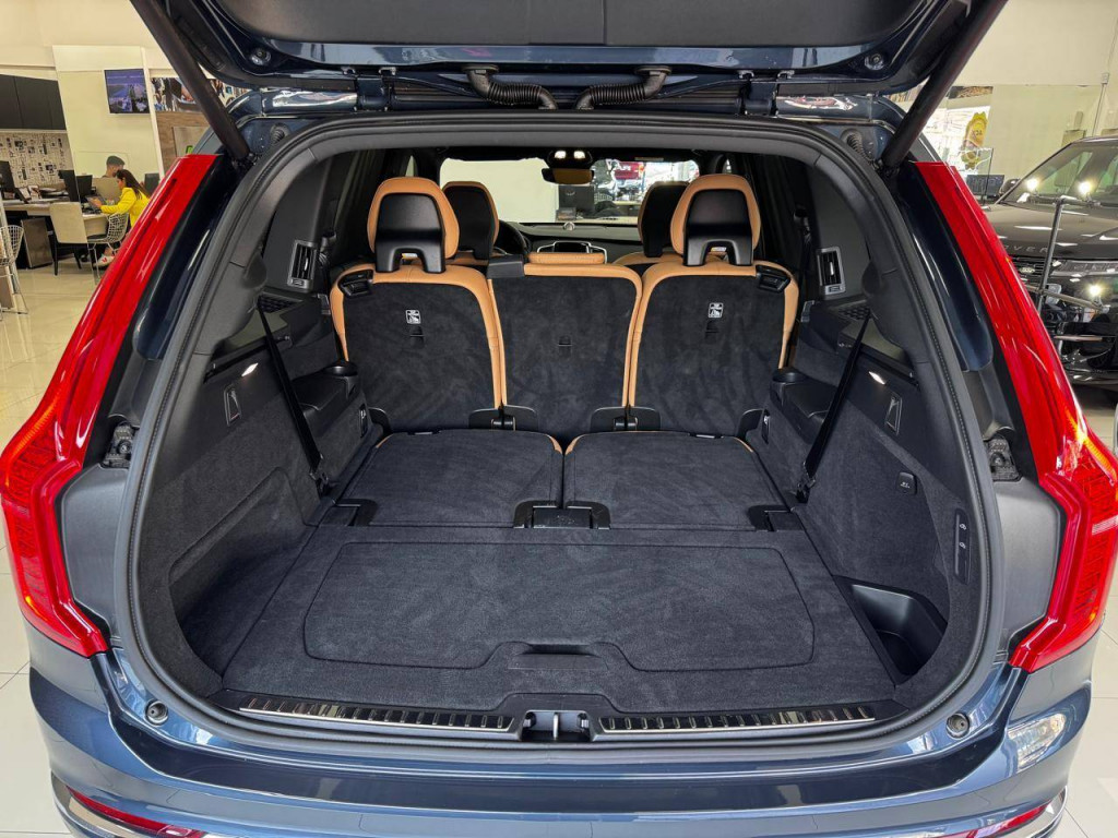 Imagem do veículo VOLVO XC90 T8 RECHARGE ULTIMATE AWD GEARTRONIC 2024