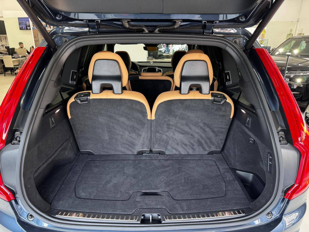 Imagem do veículo VOLVO XC90 T8 RECHARGE ULTIMATE AWD GEARTRONIC 2024