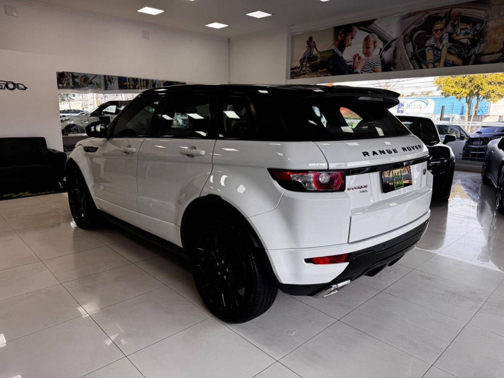 Imagem do veículo LAND ROVER RANGE ROVER EVOQUE DYNAMIC 2015