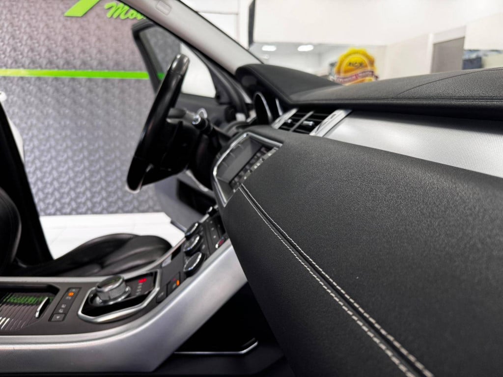 Imagem do veículo LAND ROVER RANGE ROVER EVOQUE DYNAMIC 2015