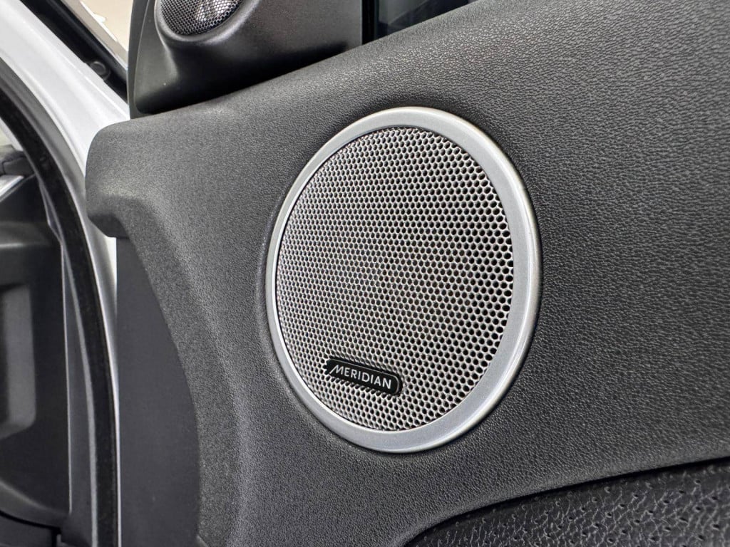 Imagem do veículo LAND ROVER RANGE ROVER EVOQUE DYNAMIC 2015