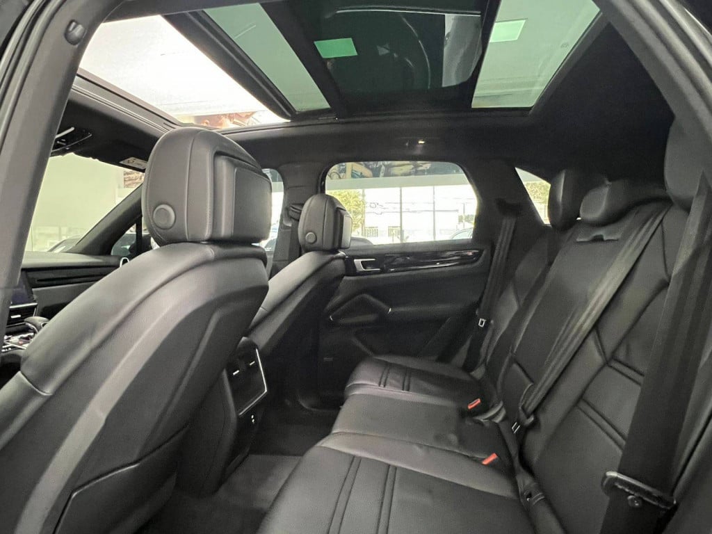 Imagem do veículo PORSCHE CAYENNE COUPE E-HYBRID 3.0 V6 462CV 2020
