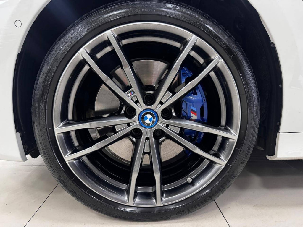 Imagem do veículo BMW 330E 2.0 16V TURBO HIBRIDO M SPORT AUT 2022