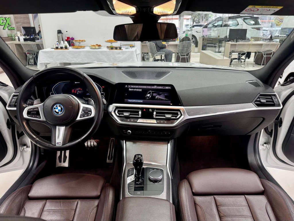 Imagem do veículo BMW 330E 2.0 16V TURBO HIBRIDO M SPORT AUT 2022