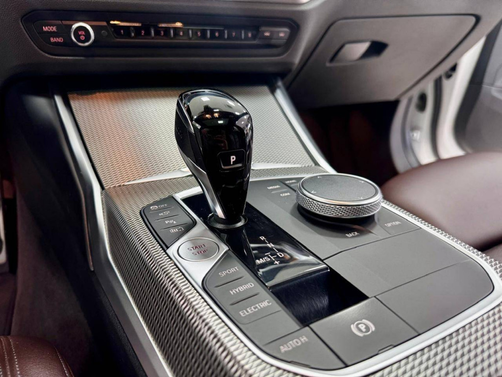 Imagem do veículo BMW 330E 2.0 16V TURBO HIBRIDO M SPORT AUT 2022