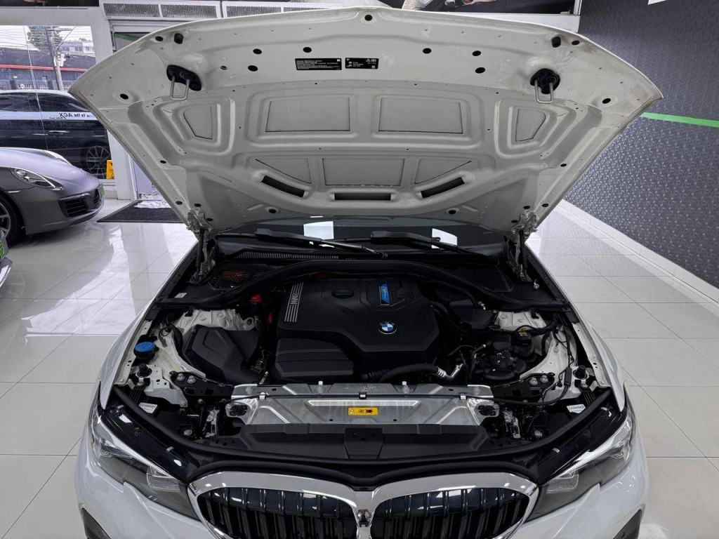 Imagem do veículo BMW 330E 2.0 16V TURBO HIBRIDO M SPORT AUT 2022