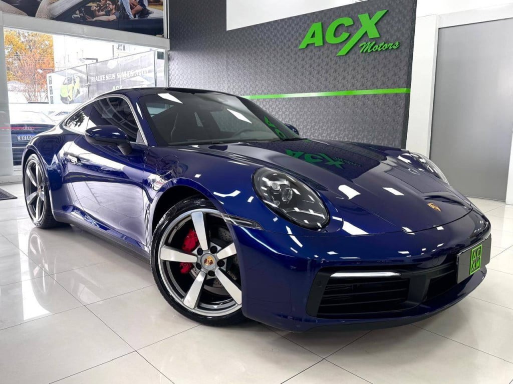 PORSCHE - 911
