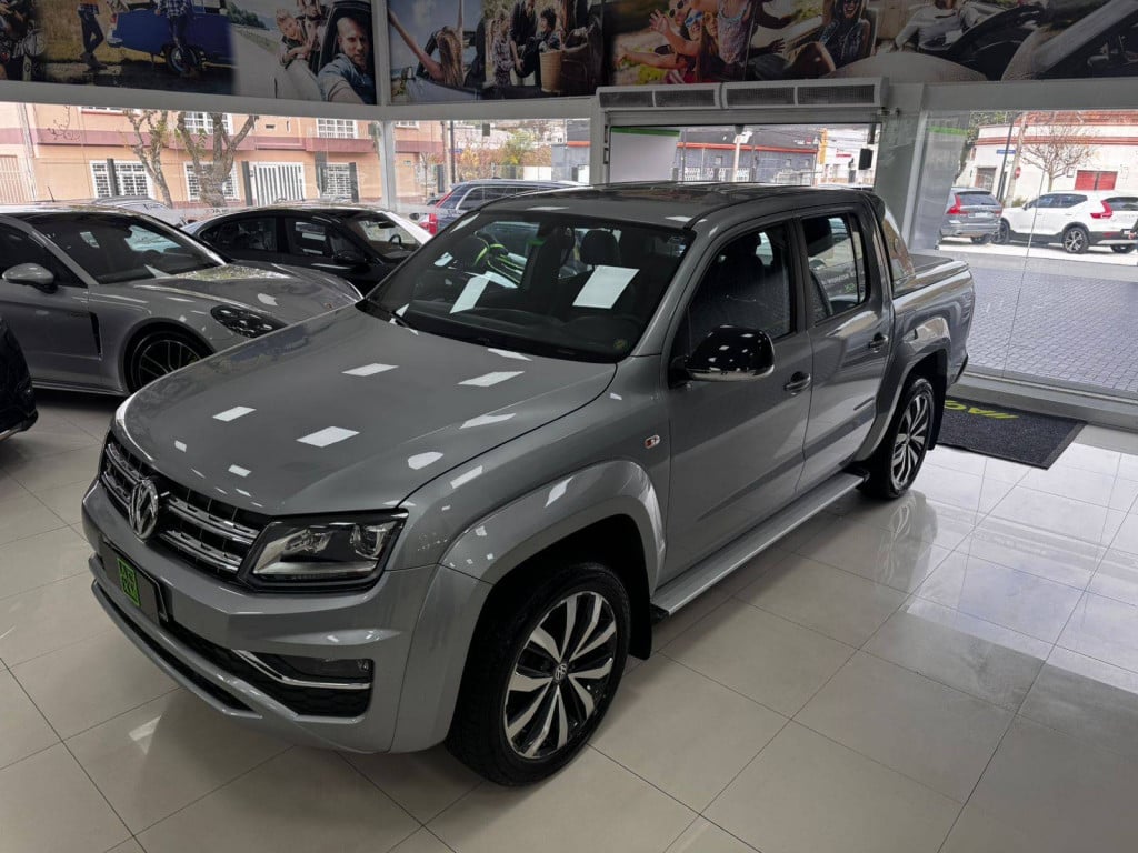 Imagem do veículo VOLKSWAGEN AMAROK 3.0 V6 TDI DIESEL HIGHLINE EXTREME CD 4X4 AUT 2023