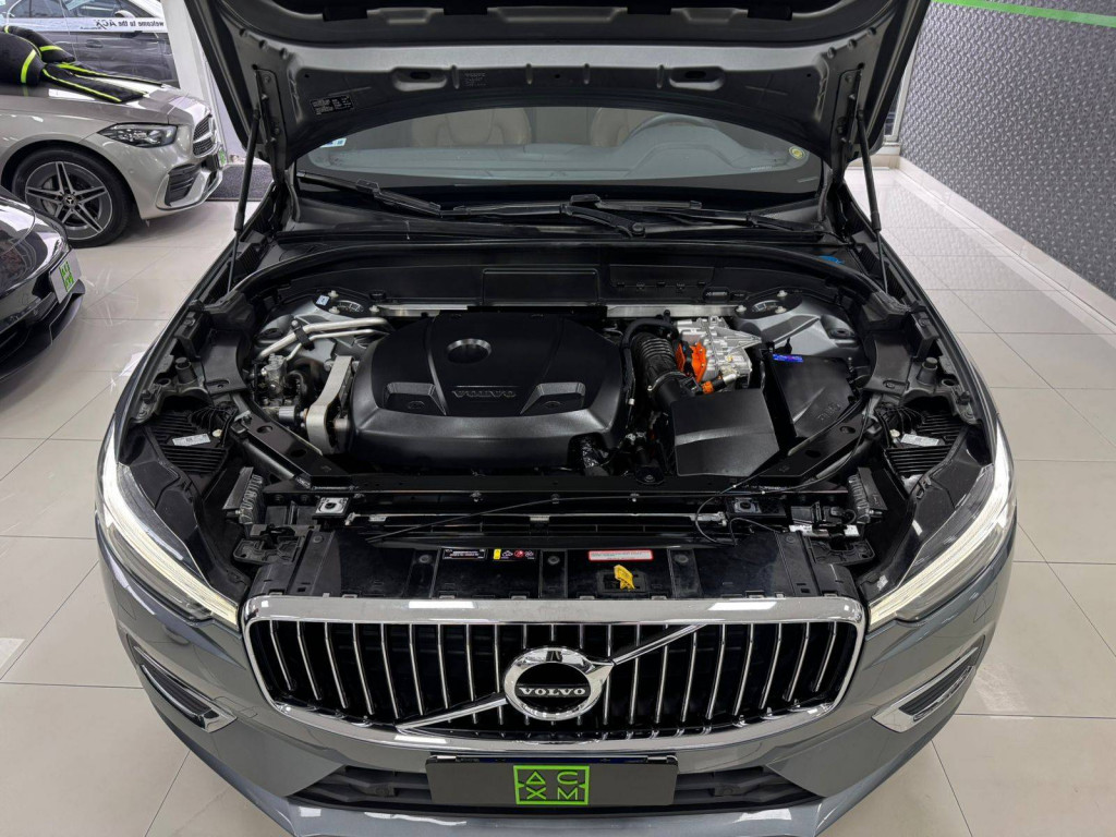Imagem do veículo VOLVO XC60 2.0 T8 RECHARGE INSCRIPTION EXPRESSION AWD GEARTRONIC 2021