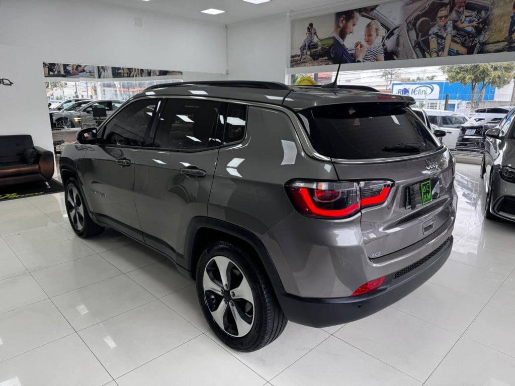Imagem do veículo JEEP COMPASS LONGITUDE 2018