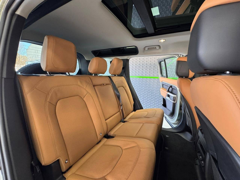 Imagem do veículo LAND ROVER DEFENDER 110 2.0 TURBO HSE SI4 AUT. 2023