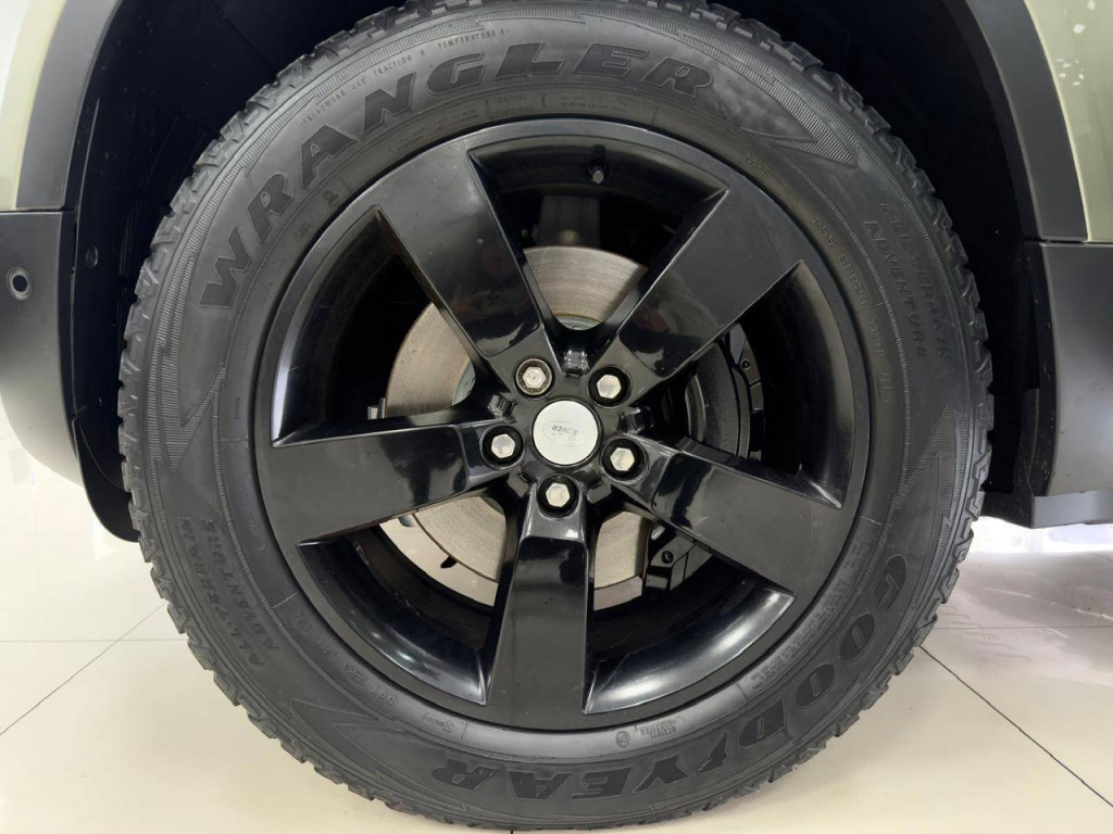 Imagem do veículo LAND ROVER DEFENDER 110 2.0 TURBO HSE SI4 AUT. 2023