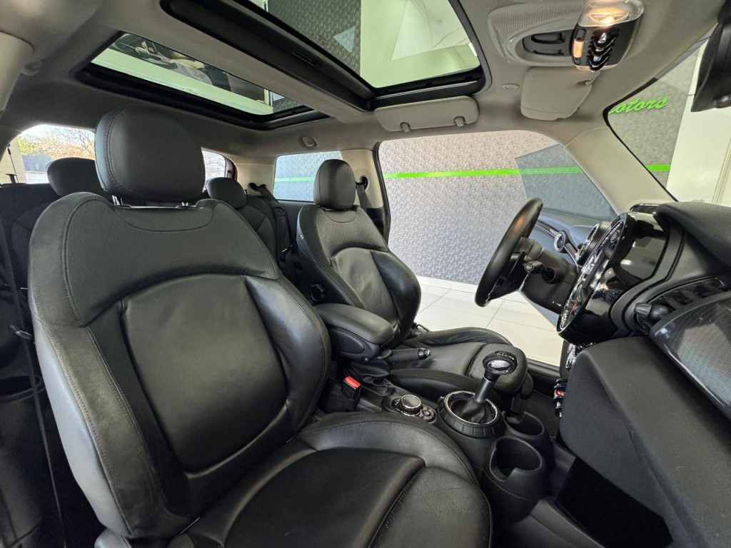 Imagem do veículo MINI COOPER S 2.0 TURBO 16V 3P AUT. 2015