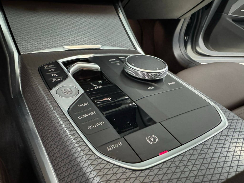 Imagem do veículo BMW 320I 2.0 16V TURBO M SPORT 2025