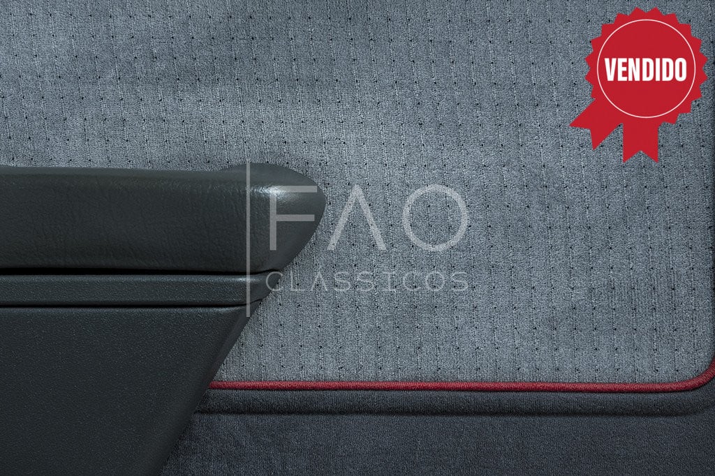 Imagem do veículo Escort XR3  Ar condicionado e teto solar