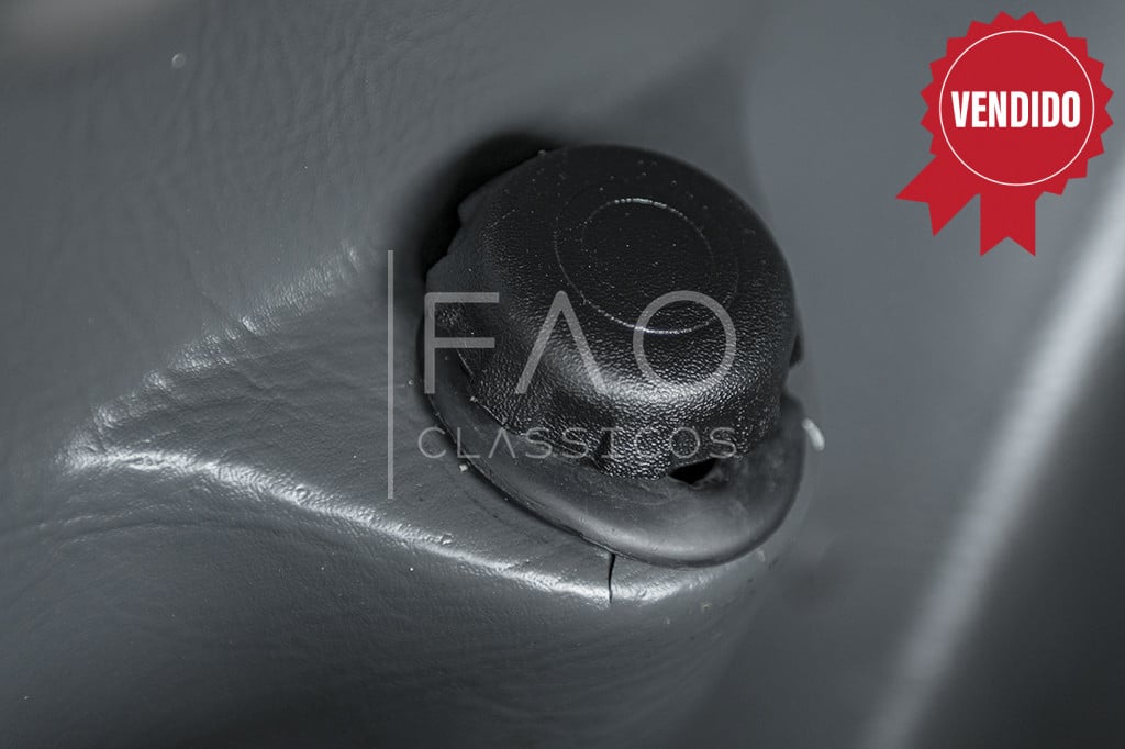 Imagem do veículo Escort XR3  Ar condicionado e teto solar