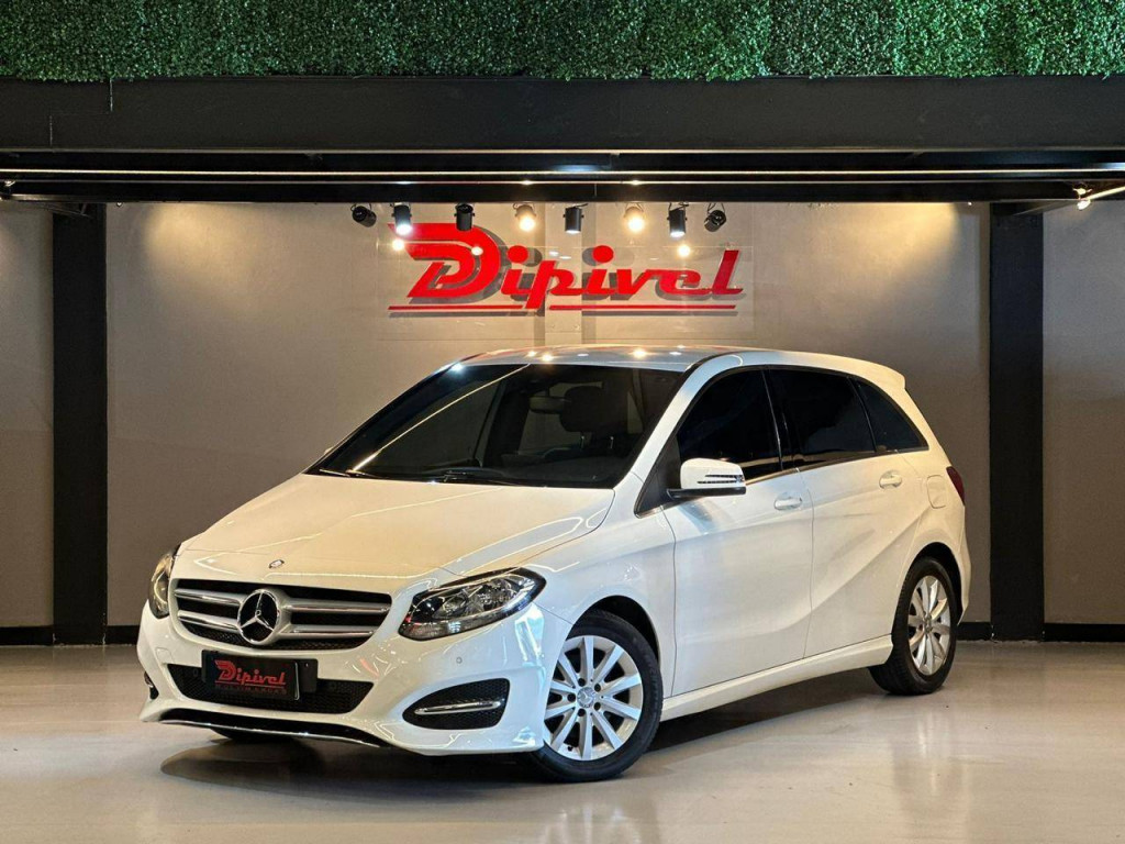 Mercedes-Benz B-200 1.6 Tb 2015 Periciado Aprovado