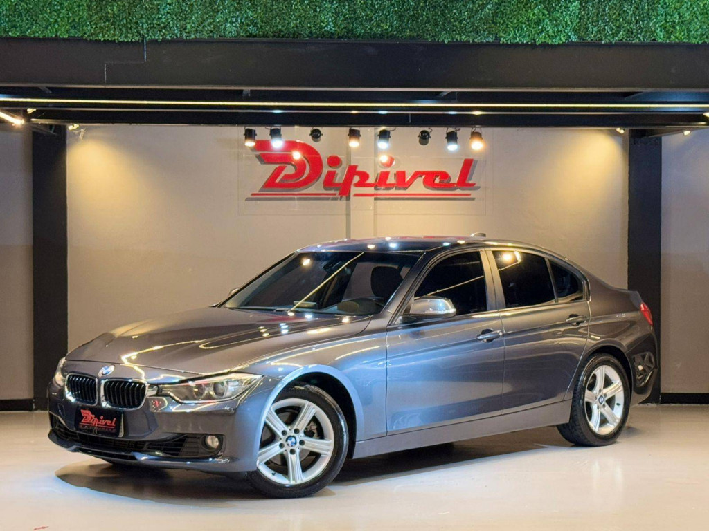 BMW 320i 2.0 2014