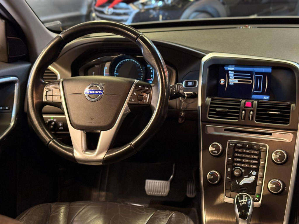 Imagem do veículo Volvo XC60 T5 2.0 2014 