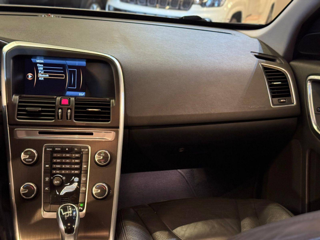 Imagem do veículo Volvo XC60 T5 2.0 2014 
