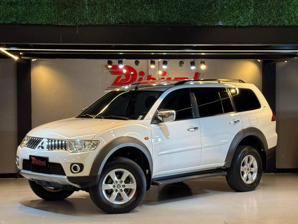 Mitsubishi Pajero Dakar 3.5 4x4  2012