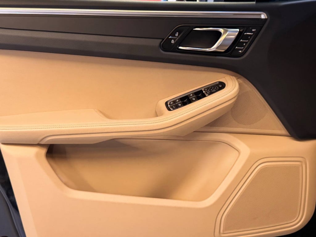 Imagem do veículo Porsche Macan F 2.0 2020