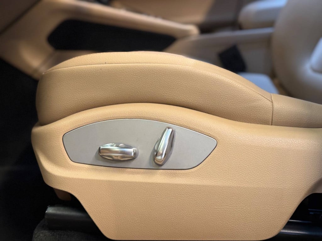 Imagem do veículo Porsche Macan F 2.0 2020