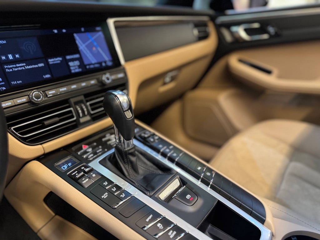 Imagem do veículo Porsche Macan F 2.0 2020