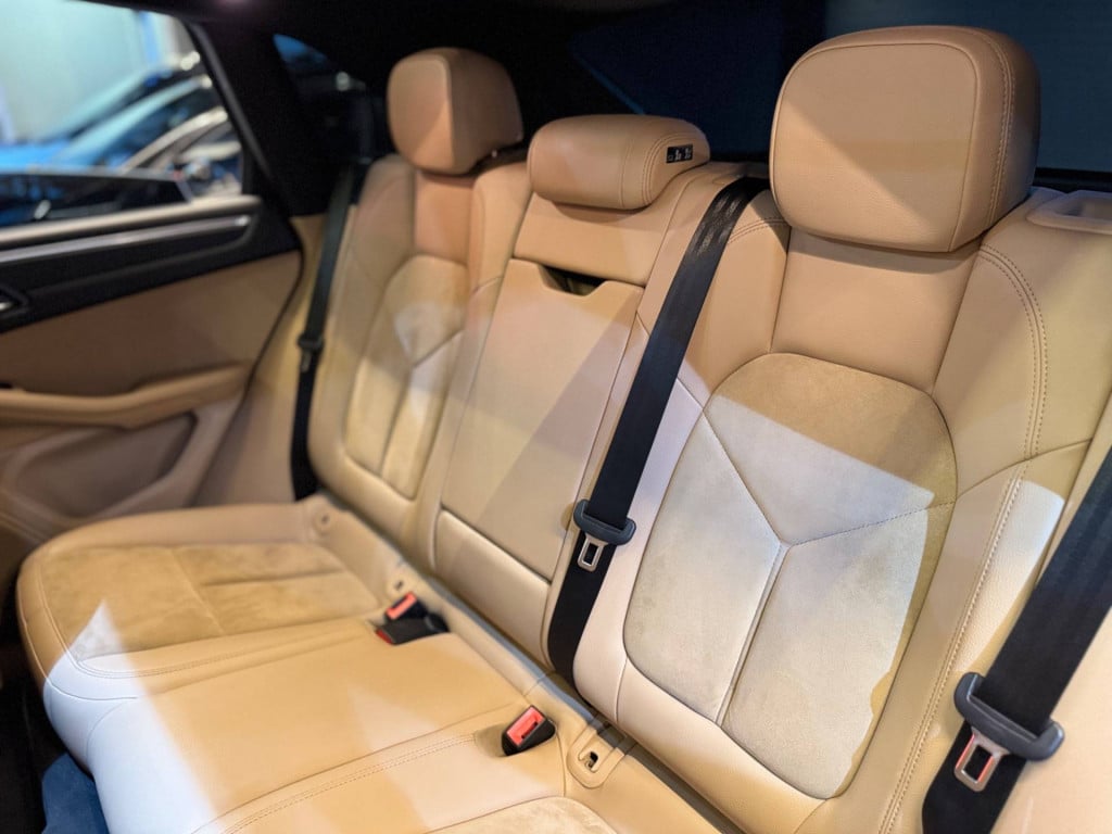 Imagem do veículo Porsche Macan F 2.0 2020