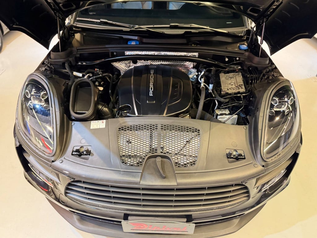 Imagem do veículo Porsche Macan F 2.0 2020