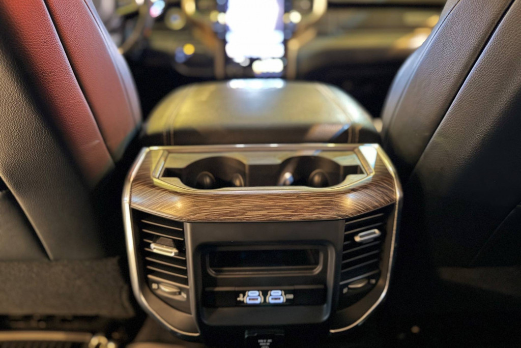 Imagem do veículo Ram 2500 Laramie 6.7 4x4 Diesel 2019
