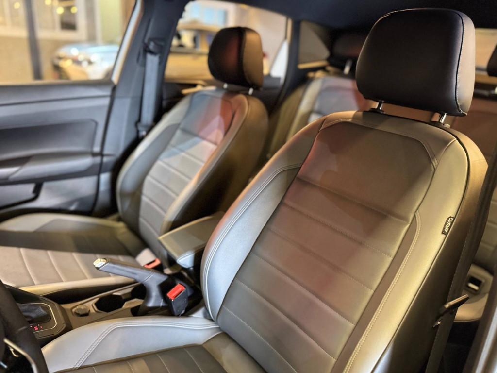 Imagem do veículo Volkswagen Nivus Highline 1.0 TSI 2021