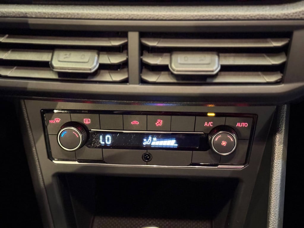 Imagem do veículo Volkswagen Nivus Highline 1.0 TSI 2021